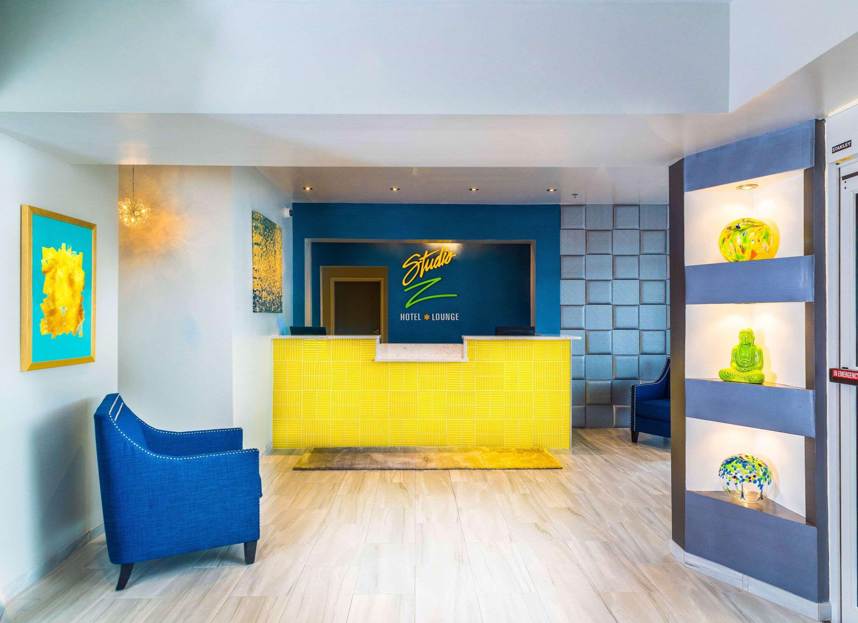 Studio Z, Ascend Hotel Collection Сейнт Робърт Екстериор снимка